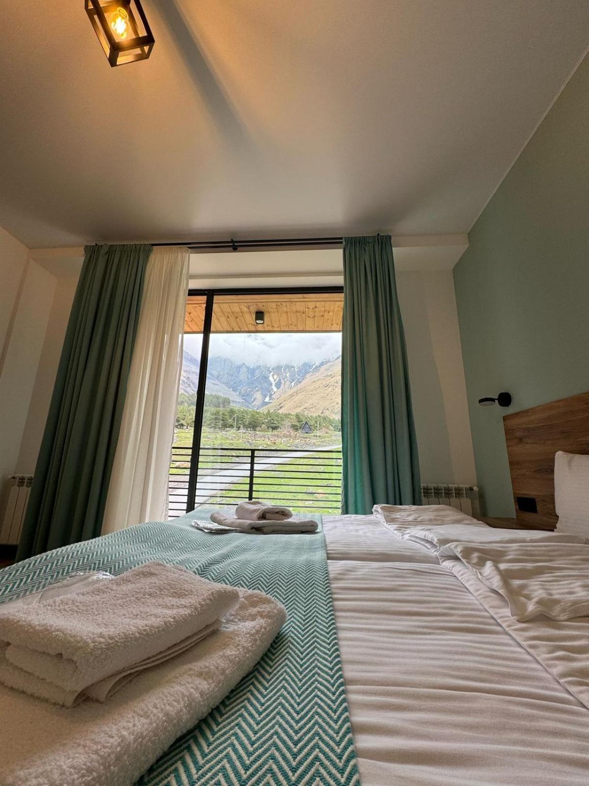 Kazbegi Hotel Grand View Eksteriør bilde